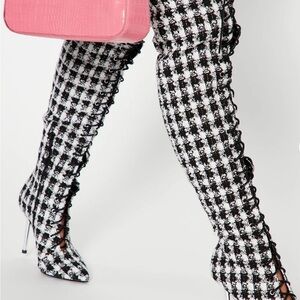 Fashion Nova boots size 8